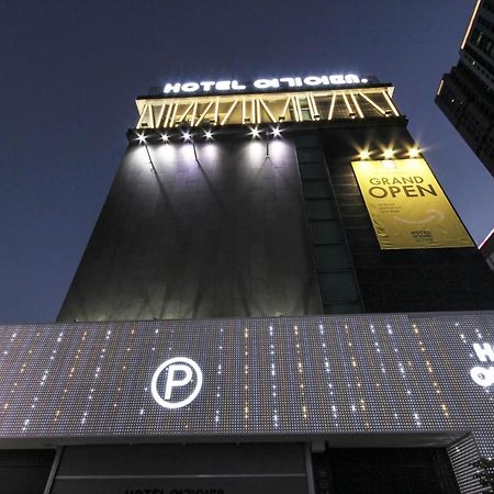 Hotel Yeogiatte Daegu Station Bagian luar foto