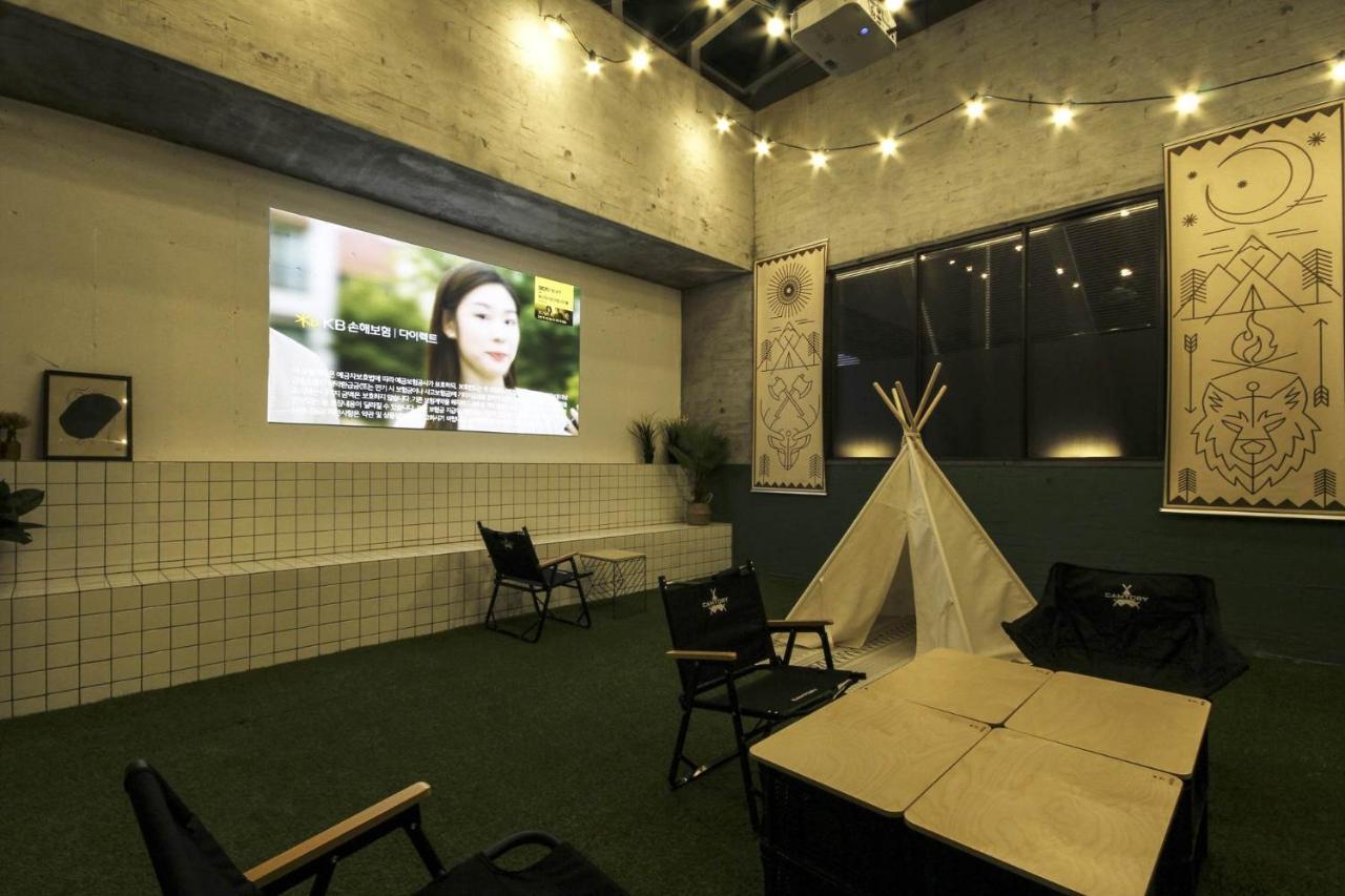 Hotel Yeogiatte Daegu Station Bagian luar foto