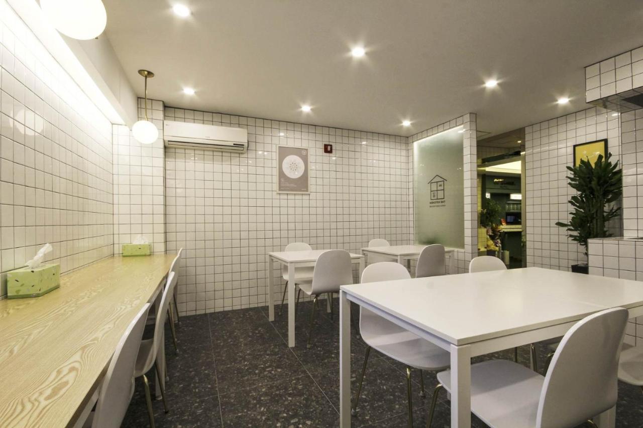 Hotel Yeogiatte Daegu Station Bagian luar foto